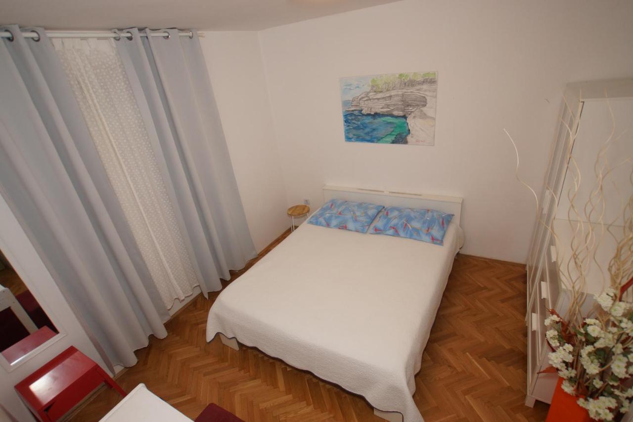 Luna 1 Poreč Exterior foto